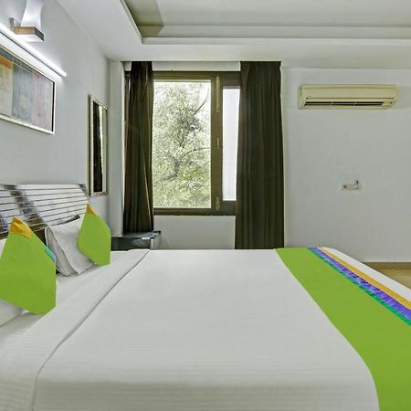 Hotel Dreamz Hospitality Gurgáon Exteriér fotografie