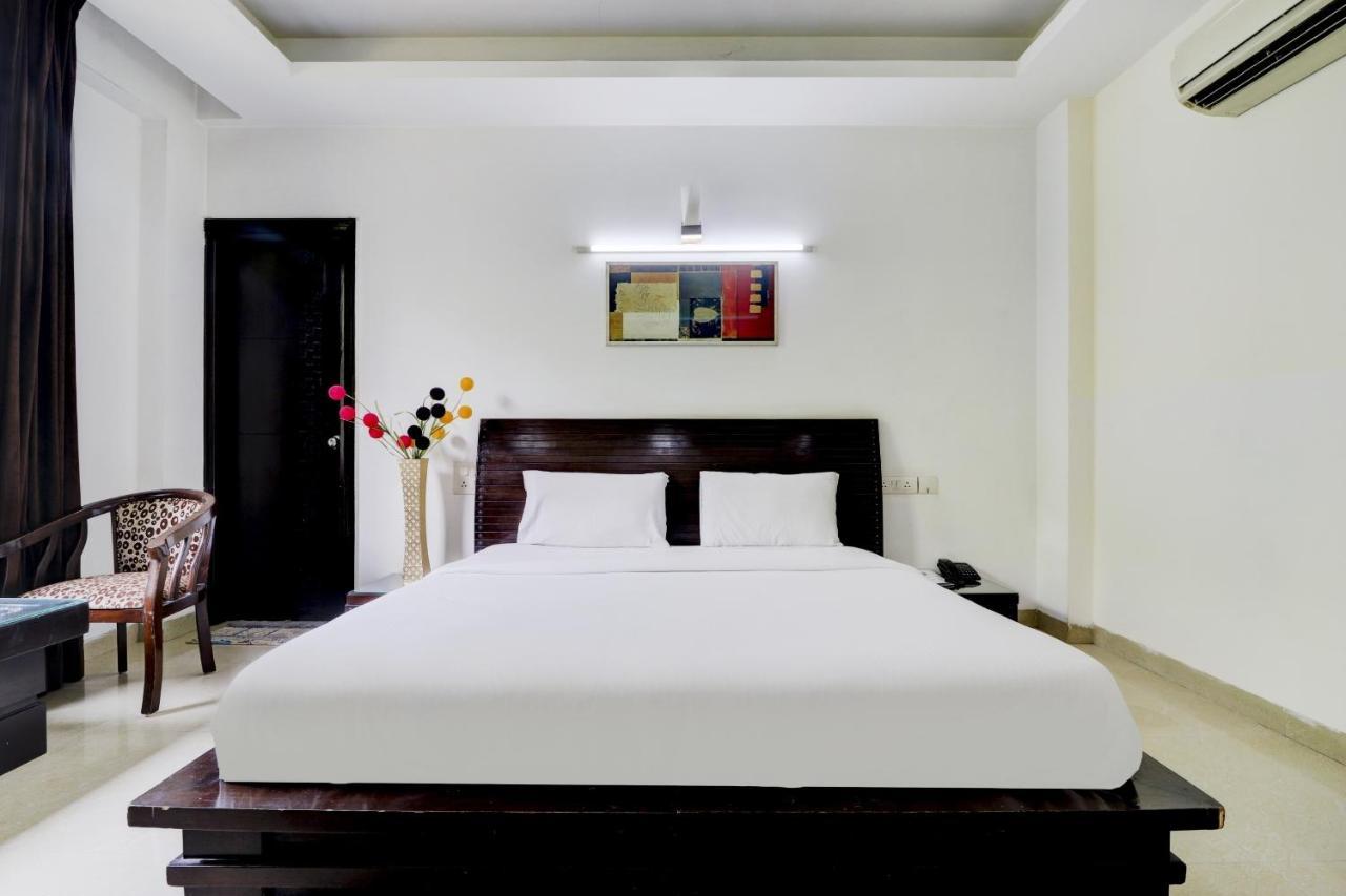 Hotel Dreamz Hospitality Gurgáon Exteriér fotografie