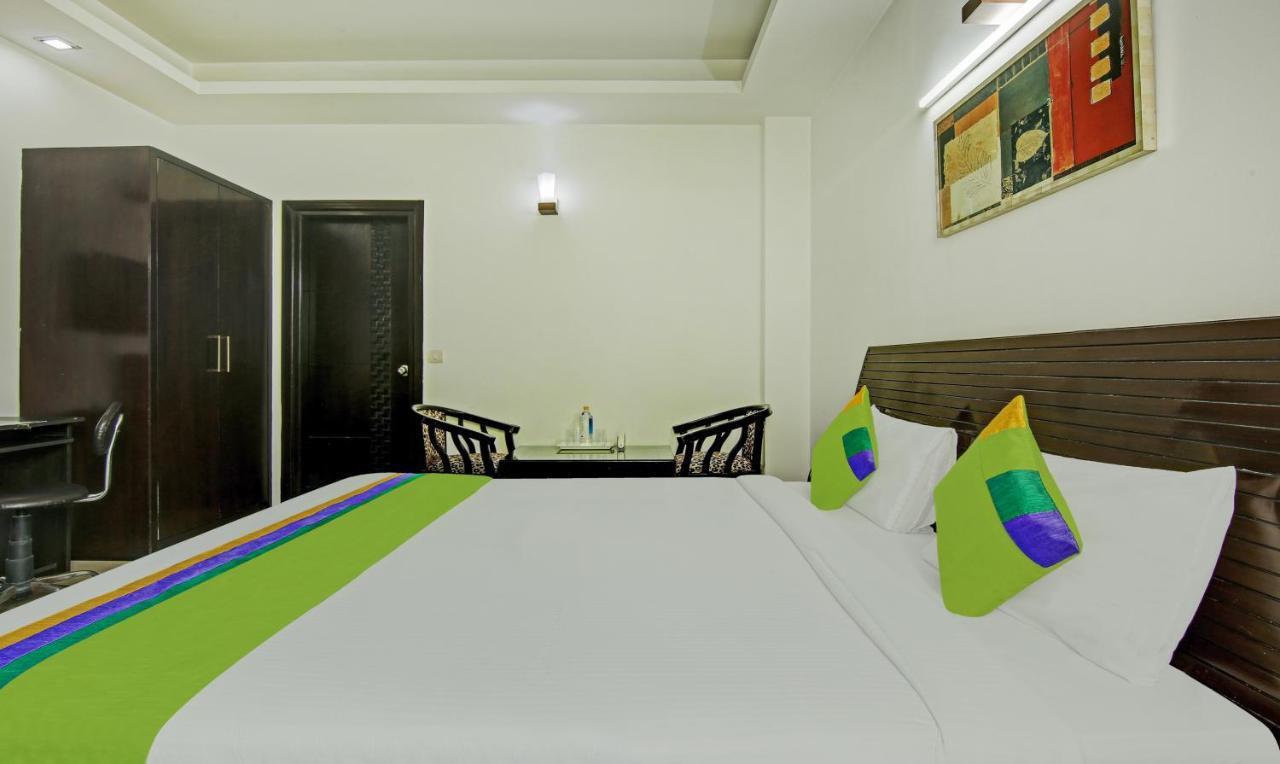 Hotel Dreamz Hospitality Gurgáon Exteriér fotografie