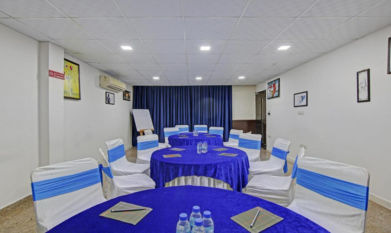 Hotel Dreamz Hospitality Gurgáon Exteriér fotografie